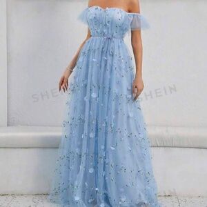 Gorgeous baby blue dress